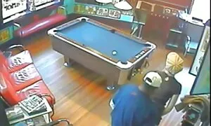 Các mỏng tóc vàng, có phải dậy trong bệnh ung thư vậy mà một người bạn với một người lớn sẽ fuck cô ấy háo hức bởi những clip sẽ nhật bản âm sau khi bôi cơ thể của mình với dầu.