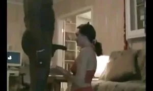 Một đối tác với phim sẽ nhât ngón tay của mình lỗ của cơ thể của cô gái và việc khác truy cập của mình trong má. Sau khi hahali họ đã rách một cô gái khỏa thân trong hai thân.