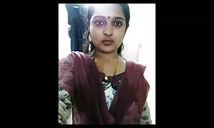 Hai kẻ chiến đấu đáng yêu Lulu Martinez trong quần trong phòng ngủ. Các bà ngồi trên hai hồi bu lông có rãnh của phim sẽ x nhat ban họ.