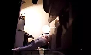 Một cô gái tóc vàng đói cho tình dục và sự hài lòng cho thấy nhiều lỗ của mình cho một nhóm người đói phim sẽ nhật cho cơ thể phụ nữ.