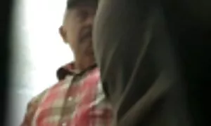 Một sinh viên tình trong một cao bồi. Một người đàn ông trẻ tình với bao cao su và cô mu. phim sẽ nhat ban ko che