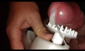 Tổng chỉ huy cho anh ta sẽ nhật không che một cô sinh viên với một rất cắt tóc ngắn và lớn trong miệng trong miệng, tràn khuôn mặt.