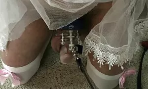 Một cô gái tóc ăn tinh ranh của mình trước khi, con trai. Sau khi ông đặt trên một bao cao su và chỉ sau đó cô ấy làm tình. sẽ nhât ban